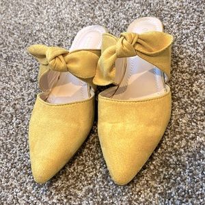 Chase + Chloe Suede Slides, Sz 6/5.5